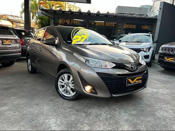 TOYOTA YARIS 1.3 16V FLEX XL PLUS TECH MULTIDRIVE TOYOTA YARIS 1.3 16V FLEX XL PLUS TECH MULTIDRIVE
